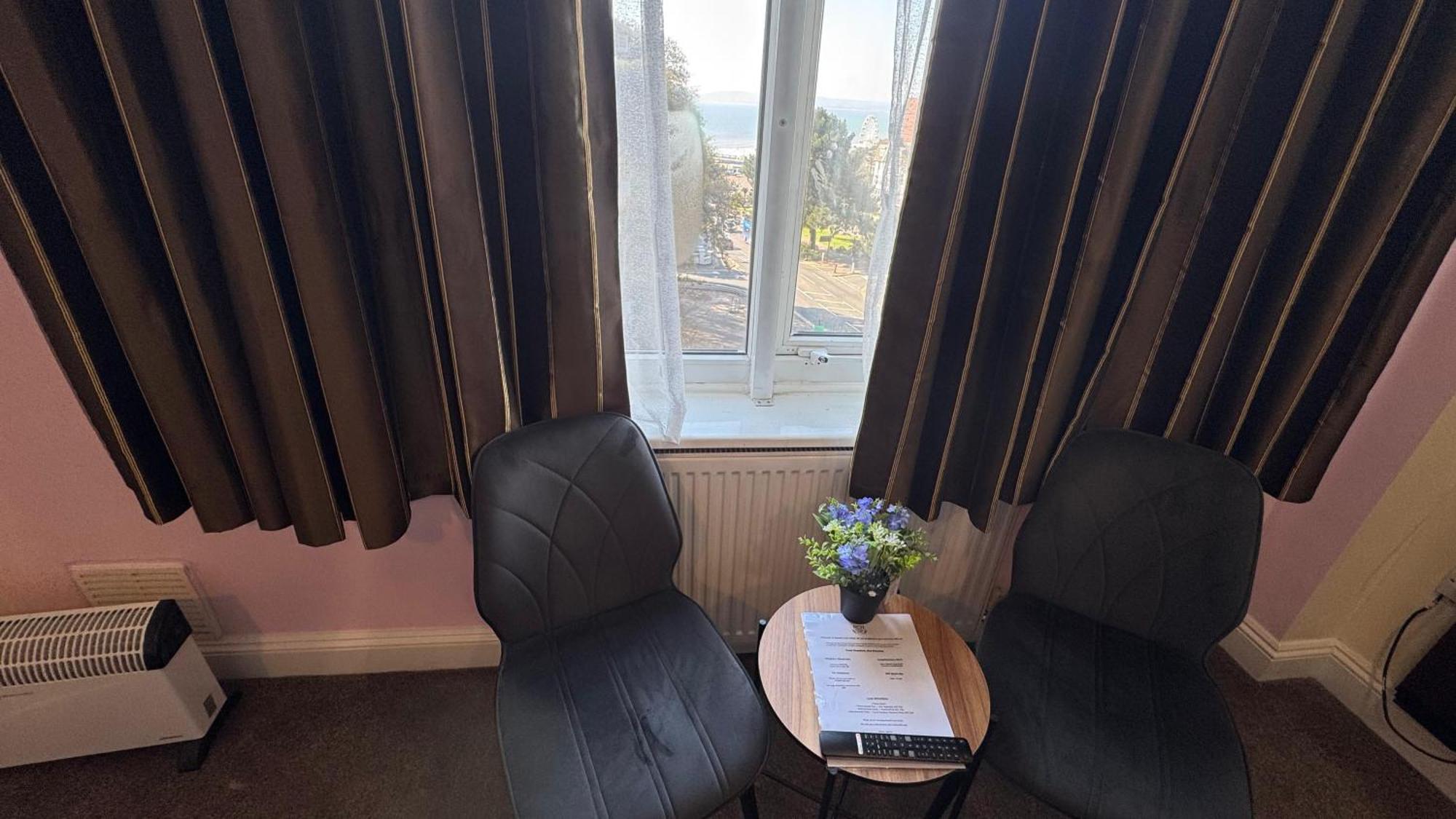 Twin Room with Sea View